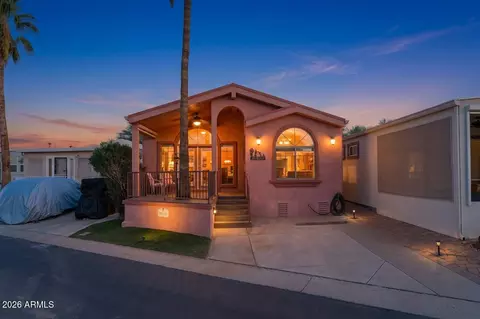 Exterior - 906 Aero Rd, Mesa, AZ 85205 photo 1 of 9