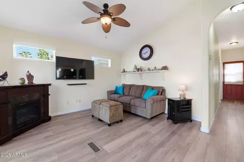 Living - 906 Aero Rd, Mesa, AZ 85205 photo 2 of 2