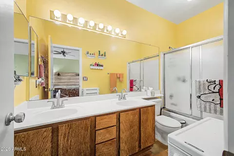 Bath - 4442 E Bluefield Ave, Phoenix, AZ 85032 photo 2 of 3