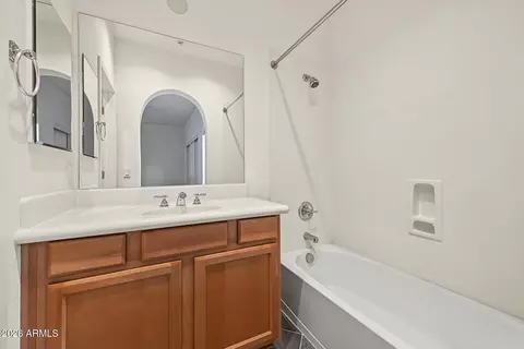 Bath - 3935 E Rough Rider Rd #1186, Phoenix, AZ 85050 photo 3 of 4