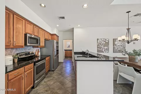 Kitchen - 3935 E Rough Rider Rd #1186, Phoenix, AZ 85050 photo 2 of 6
