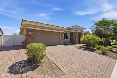 Exterior - 2522 E Pleasant Ln, Phoenix, AZ 85042 photo 12 of 14