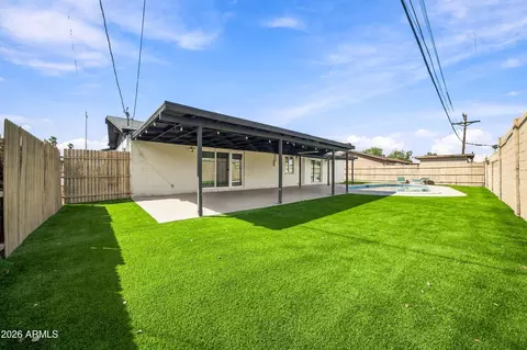 Exterior - 3817 N 59th Dr, Phoenix, AZ 85033 photo 8 of 8