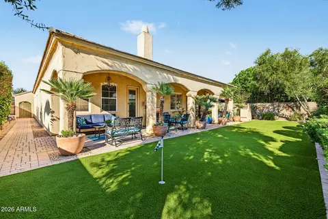 961 W Sycamore Ln, Litchfield Park, AZ 85340
