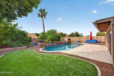 Exterior - 2709 E Thunderhill Pl, Phoenix, AZ 85048 photo 1 of 16