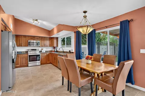 Dining - 2709 E Thunderhill Pl, Phoenix, AZ 85048 photo 1 of 2