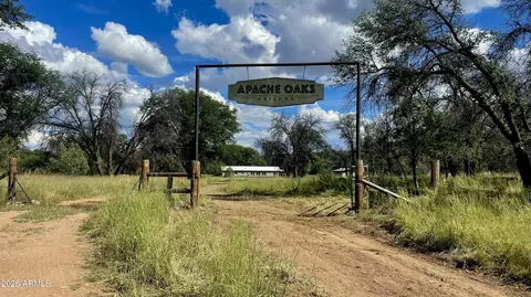 69 Abc Rd, Patagonia, AZ 85624