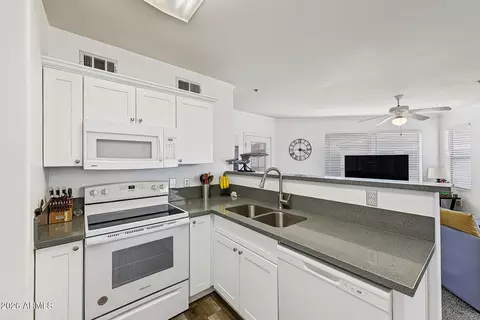 Kitchen - 2134 E Broadway Rd #2050, Tempe, AZ 85282 photo 1 of 3