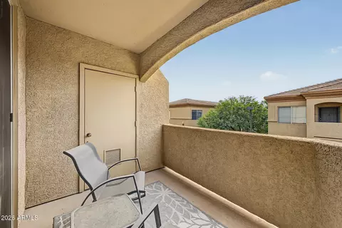Exterior - 2134 E Broadway Rd #2050, Tempe, AZ 85282 photo 3 of 7