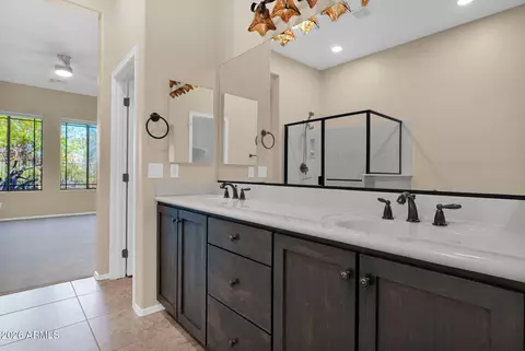 Bath - 1848 N Red Clf, Mesa, AZ 85207 photo 2 of 5