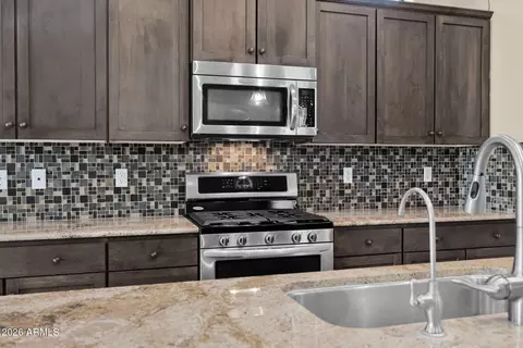 Kitchen - 1848 N Red Clf, Mesa, AZ 85207 photo 10 of 11