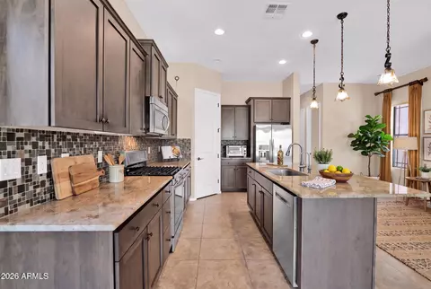 Kitchen - 1848 N Red Clf, Mesa, AZ 85207 photo 8 of 11