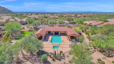 View/Area - 1848 N Red Clf, Mesa, AZ 85207 photo 5 of 11