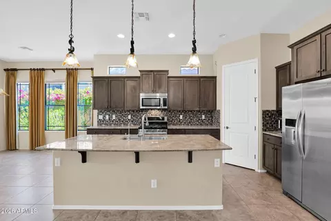Kitchen - 1848 N Red Clf, Mesa, AZ 85207 photo 6 of 11
