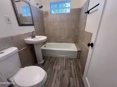 Bath - 610 E 1st Pl, Mesa, AZ 85203 photo 2 of 2