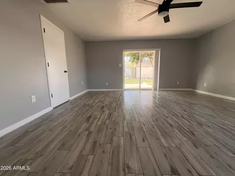 Living - 610 E 1st Pl, Mesa, AZ 85203 photo 4 of 5