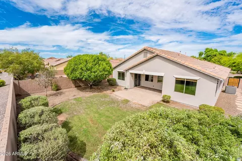 Exterior - 685 E Hummingbird Way, Gilbert, AZ 85297 photo 7 of 10