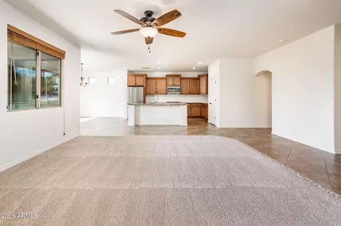 Living - 685 E Hummingbird Way, Gilbert, AZ 85297 photo 4 of 4