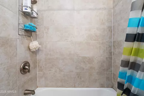 Bath - 509 E Centre Ave, Buckeye, AZ 85326 photo 2 of 4