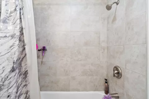 Bath - 509 E Centre Ave, Buckeye, AZ 85326 photo 4 of 4