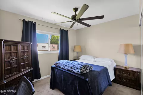 Bedroom - 2930 E Clarendon Ave, Phoenix, AZ 85016 photo 3 of 4