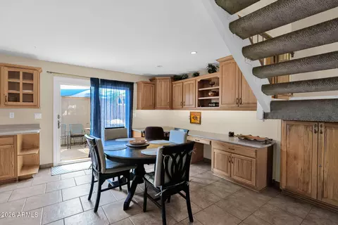 Dining - 2930 E Clarendon Ave, Phoenix, AZ 85016 photo 1 of 2