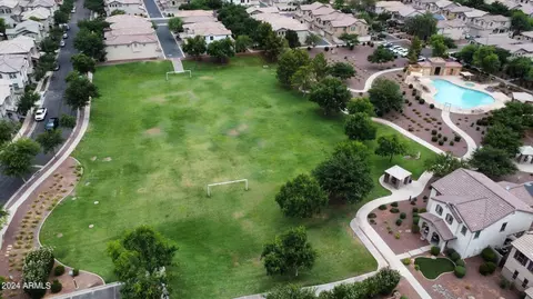 View/Area - 986 S Hawk Ln, Gilbert, AZ 85296 photo 1 of 1