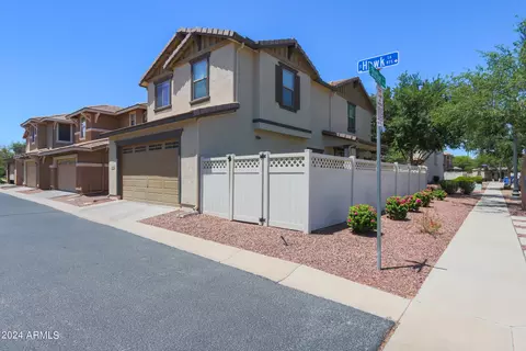 Other - 986 S Hawk Ln, Gilbert, AZ 85296 photo 6 of 10