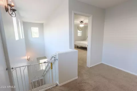 Entry Way - 986 S Hawk Ln, Gilbert, AZ 85296 photo 4 of 7
