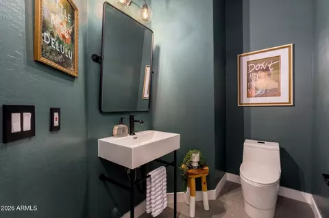 Bath - 2945 E Hackamore St, Mesa, AZ 85213 photo 1 of 5
