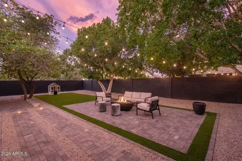 Exterior - 2945 E Hackamore St, Mesa, AZ 85213 photo 3 of 5