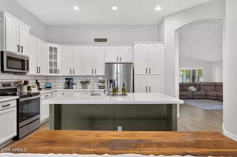 Kitchen - 1278 Eli Ct, Gilbert, AZ 85295 photo 2 of 5