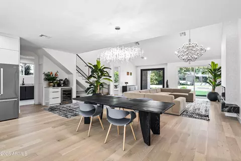 Dining - 3821 E Whitton Ave, Phoenix, AZ 85018 photo 1 of 2