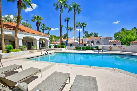 Exterior - 6153 N 28th Pl, Phoenix, AZ 85016 photo 4 of 7