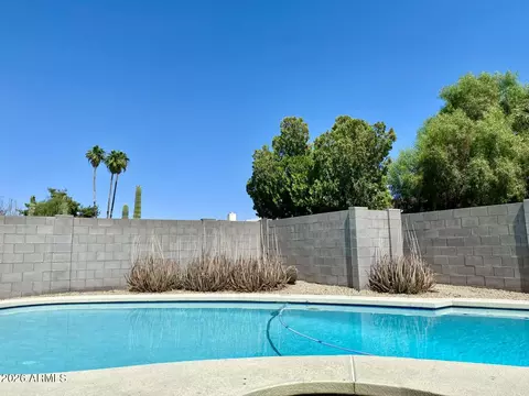 Exterior - 3301 W Muriel Dr, Phoenix, AZ 85053 photo 1 of 4