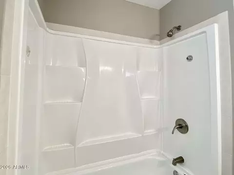 Bath - 3301 W Muriel Dr, Phoenix, AZ 85053 photo 4 of 4