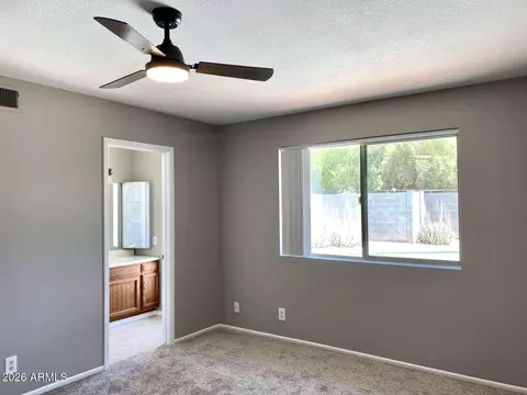 Bedroom - 3301 W Muriel Dr, Phoenix, AZ 85053 photo 1 of 3