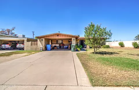 Exterior - 4738 N 40th Dr, Phoenix, AZ 85019 photo 1 of 10