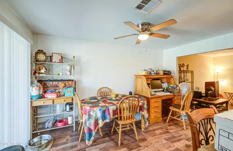 Dining - 4738 N 40th Dr, Phoenix, AZ 85019 photo 2 of 2