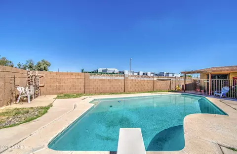 Exterior - 4738 N 40th Dr, Phoenix, AZ 85019 photo 8 of 10