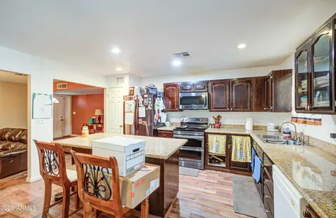 Kitchen - 4738 N 40th Dr, Phoenix, AZ 85019 photo 1 of 5