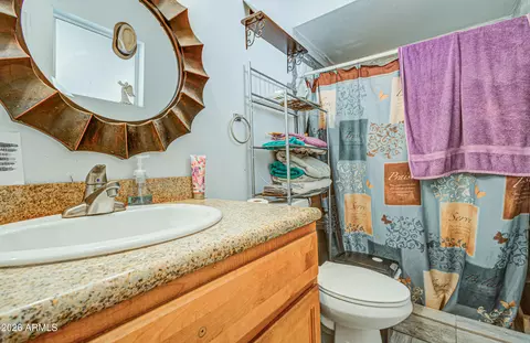 Bath - 4738 N 40th Dr, Phoenix, AZ 85019 photo 2 of 6
