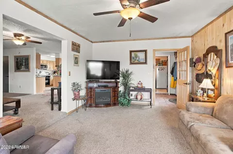Living - 765 N Alta Vista Dr, Eagar, AZ 85925 photo 5 of 7
