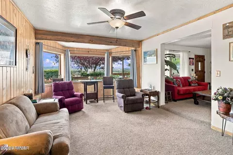 Living - 765 N Alta Vista Dr, Eagar, AZ 85925 photo 7 of 7