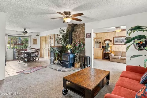 Living - 765 N Alta Vista Dr, Eagar, AZ 85925 photo 2 of 7