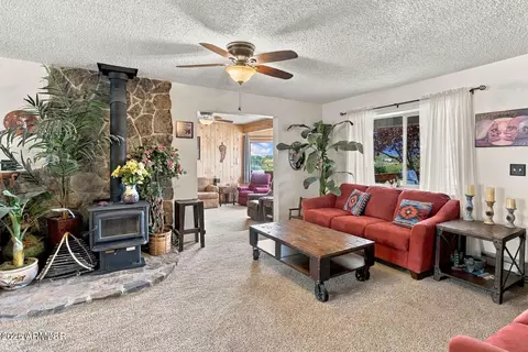 Living - 765 N Alta Vista Dr, Eagar, AZ 85925 photo 4 of 7