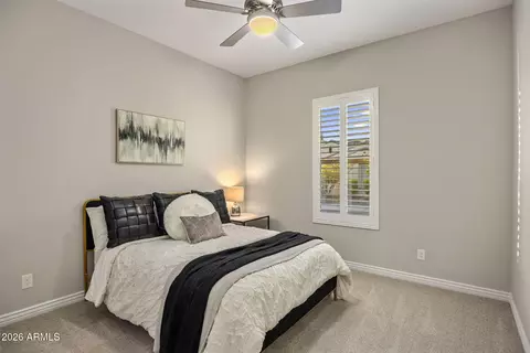 Bedroom - 2939 E Crest Ln, Phoenix, AZ 85050 photo 3 of 4