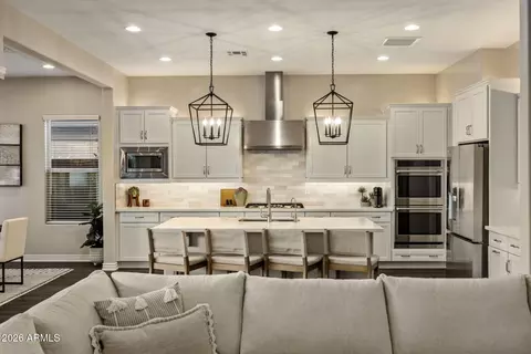 Kitchen - 2939 E Crest Ln, Phoenix, AZ 85050 photo 2 of 3