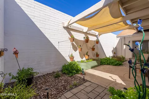 Exterior - 6644 N Majorca Lane E Ln E, Phoenix, AZ 85016 photo 17 of 19