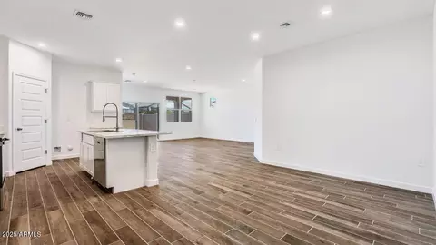 Entry Way - 9368 S Lillian Dr, Apache Junction, AZ 85120 photo 3 of 7